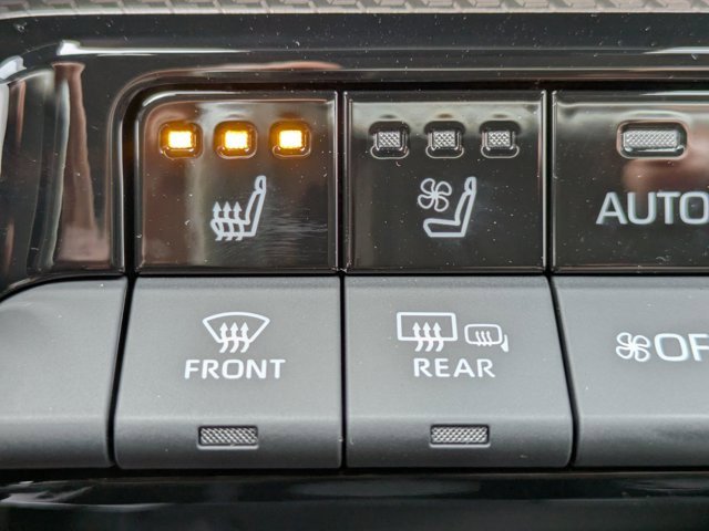 New 2026 Toyota Prius Limited image 33