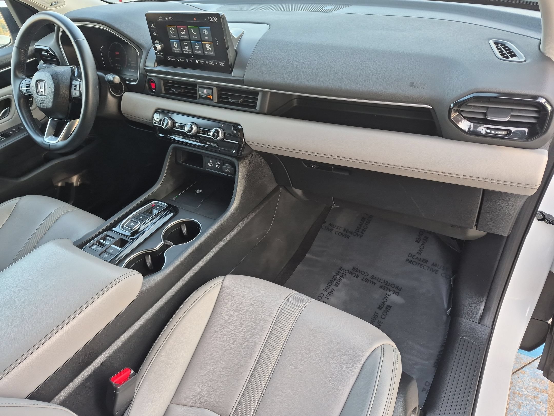 Used 2024 Honda Pilot Touring image 33