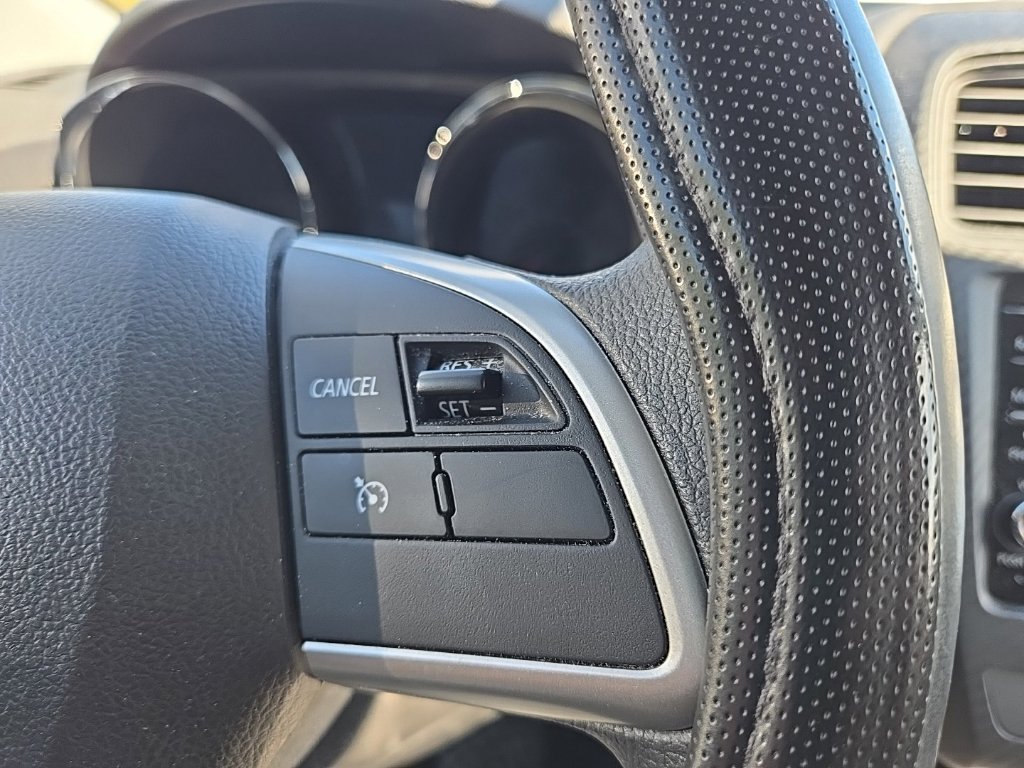 Used 2019 Mitsubishi Outlander Sport ES AWD/4WD image 17