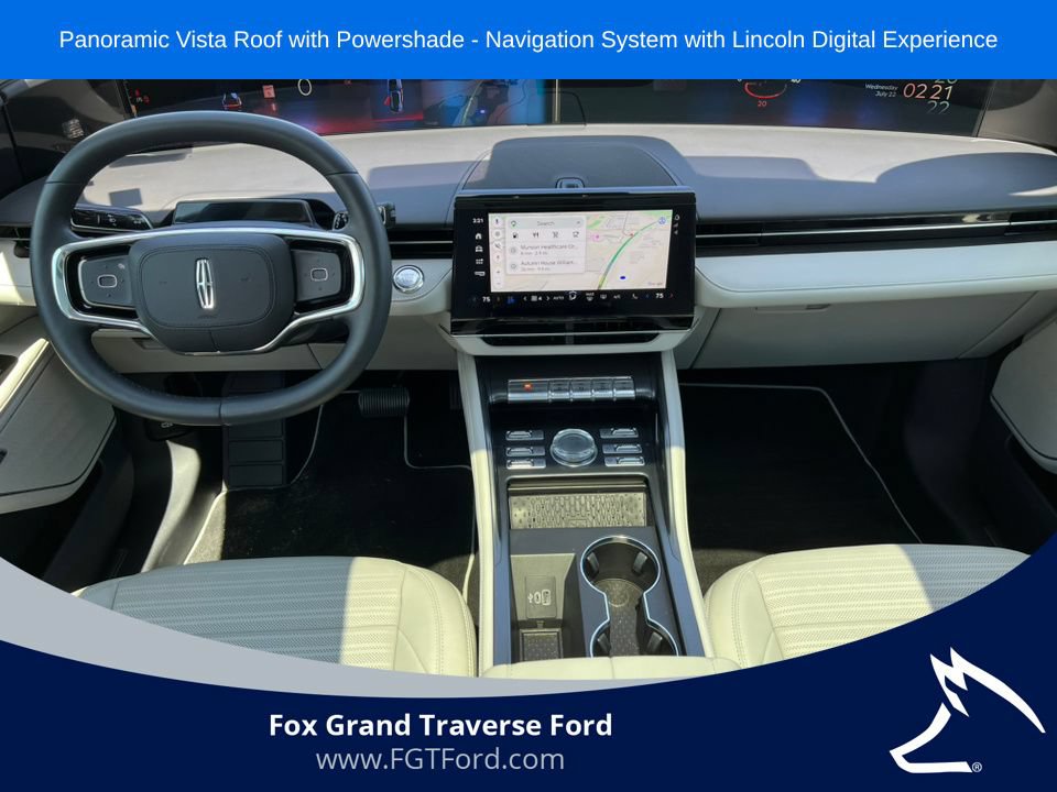 Used 2026 Lincoln Nautilus Reserve AWD/4WD image 3