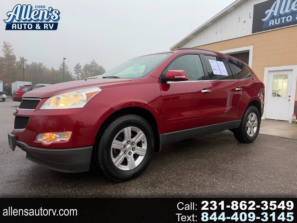 Used 2012 Chevrolet Traverse LT FWD image 1