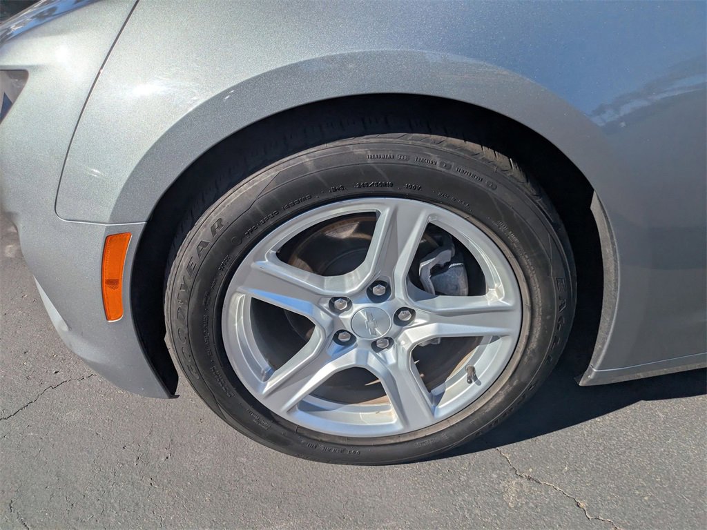 Used 2023 Chevrolet Camaro LT image 13