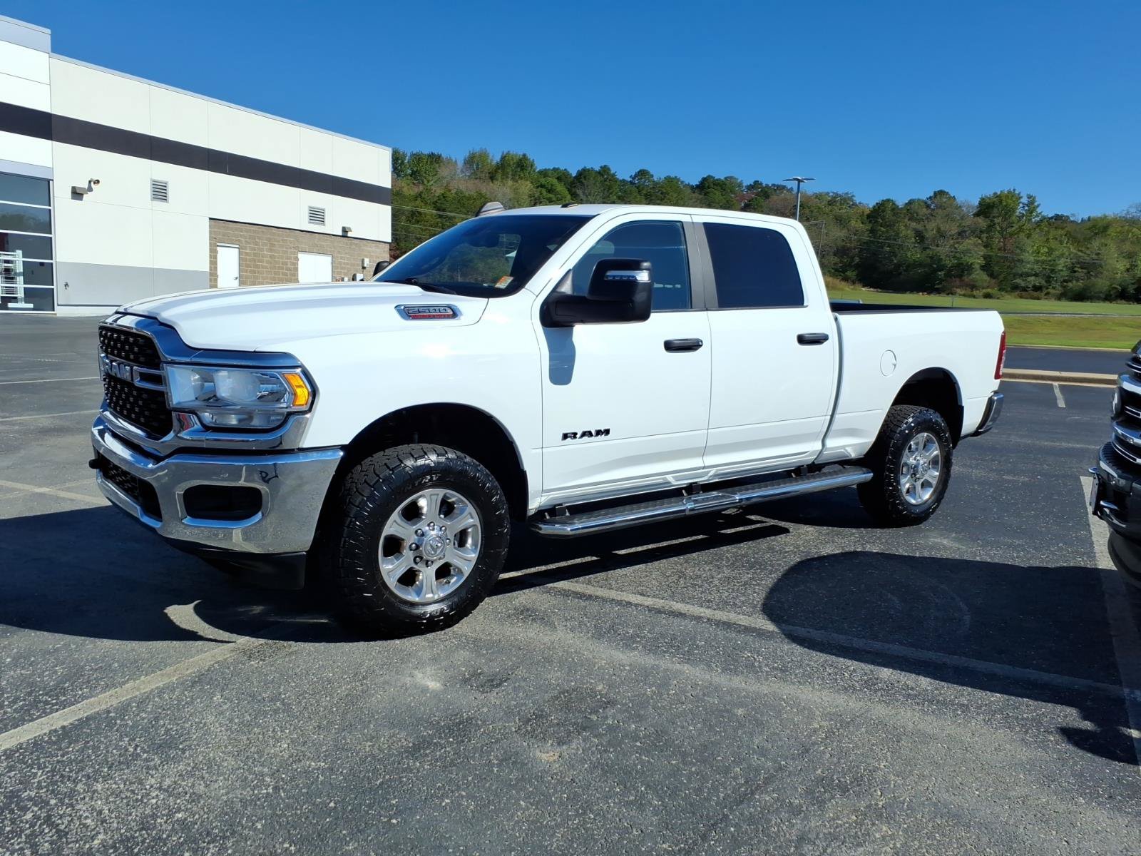 Used 2024 RAM 2500 Big Horn w/ Protection Group AWD/4WD image 3