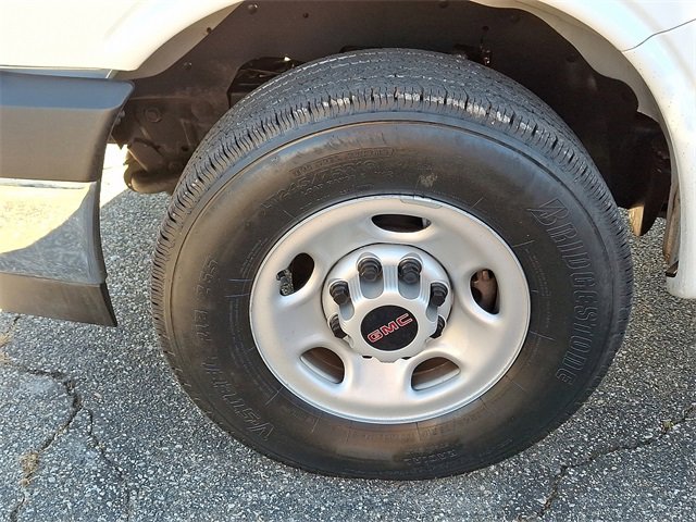 Used 2024 GMC Savana 2500 Work Van w/ Driver Convenience Package image 8