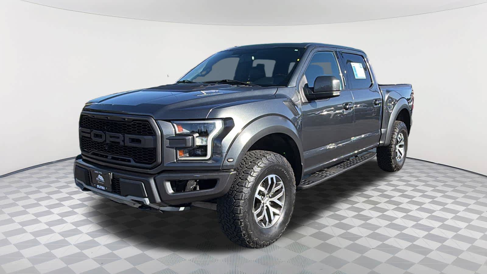 Used 2018 Ford F150 Raptor w/ Equipment Group 802A Luxury AWD/4WD image 1