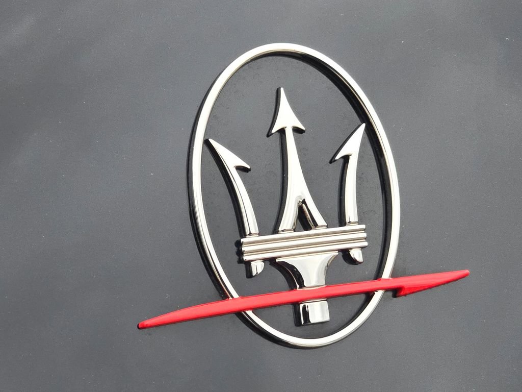 Used 2021 Maserati Ghibli Trofeo image 19