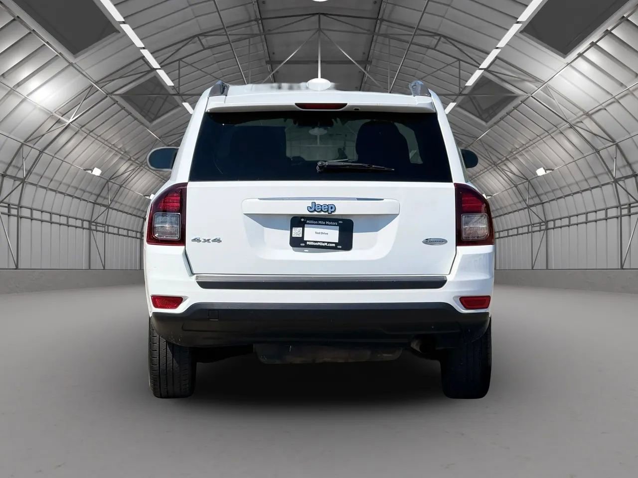 Used 2014 Jeep Compass Latitude AWD/4WD image 4