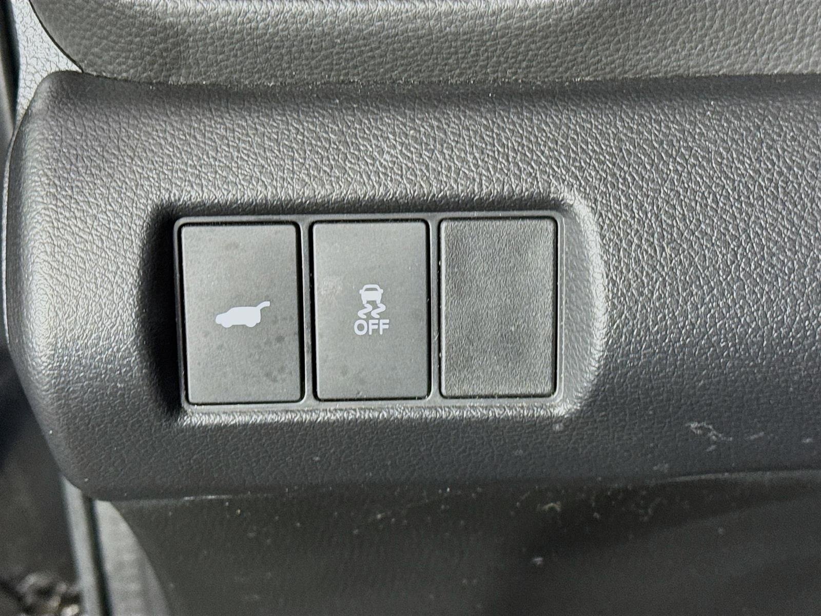 Used 2023 Honda Pilot Touring image 11