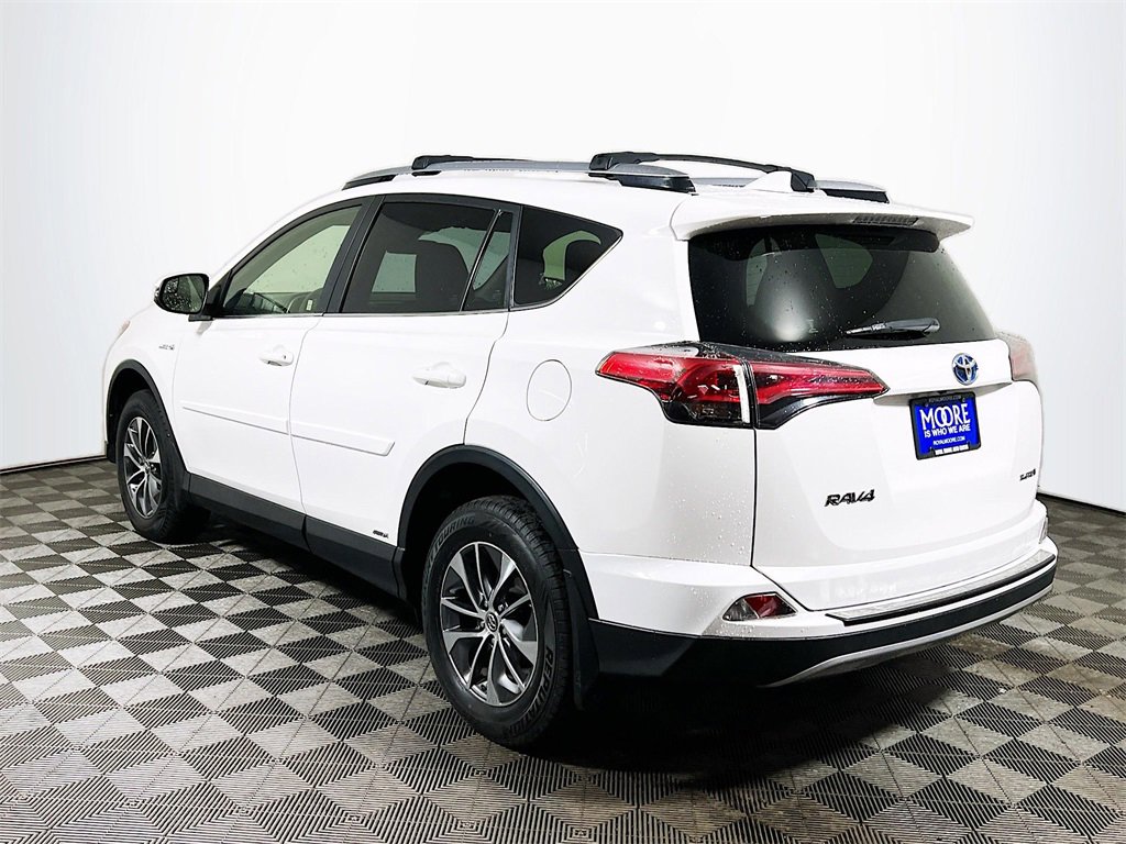 Certified 2018 Toyota RAV4 LE Plus image 6