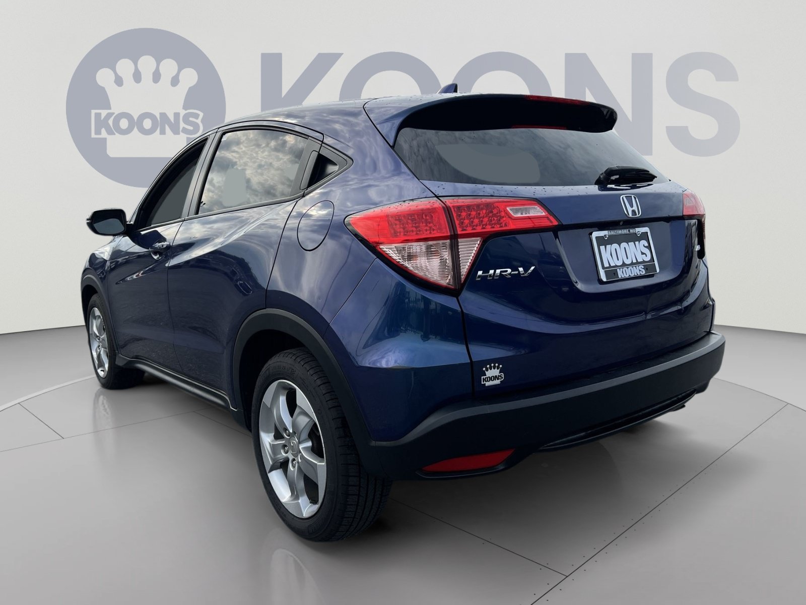 Used 2017 Honda HR-V EX image 4