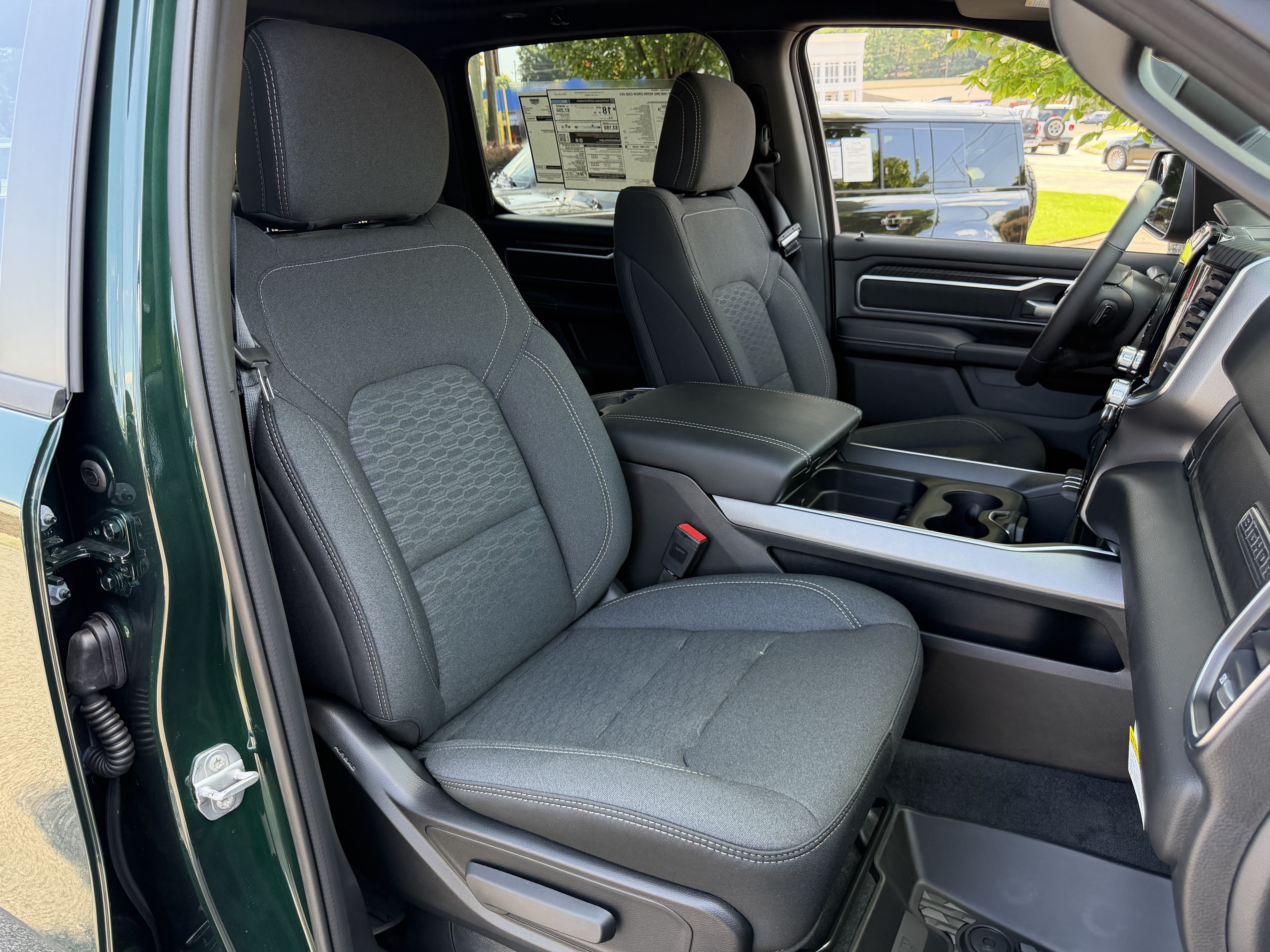 New 2026 RAM 1500 Big Horn AWD/4WD image 35