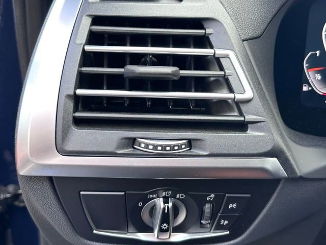 Used 2024 BMW X3 xDrive30i w/ Premium Package w/ZPA image 14