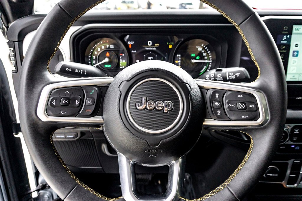 Used 2024 Jeep Wrangler Unlimited Sahara image 17