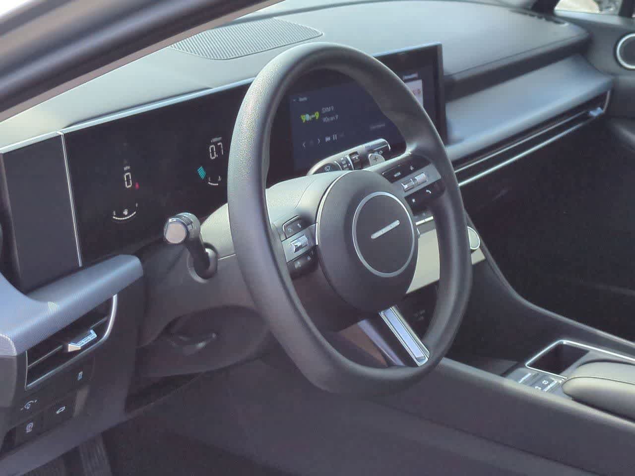 Used 2024 Hyundai Sonata SEL image 2
