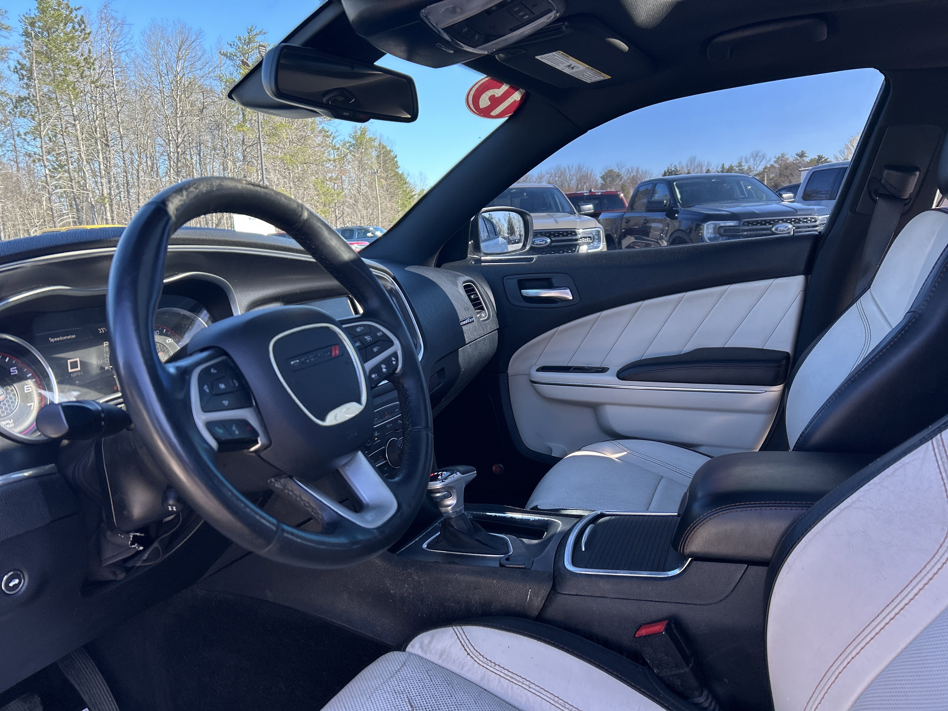 Used 2015 Dodge Charger SXT w/ AWD Premium Group image 11
