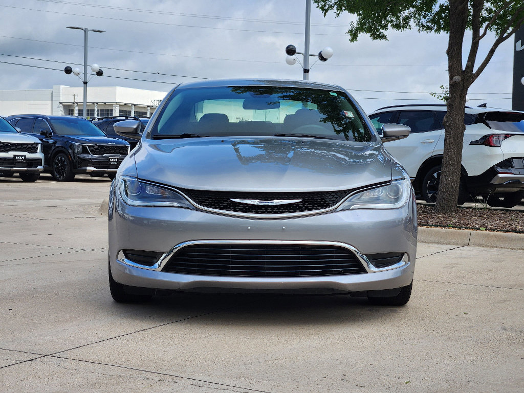 Used 2016 Chrysler 200 Limited image 11