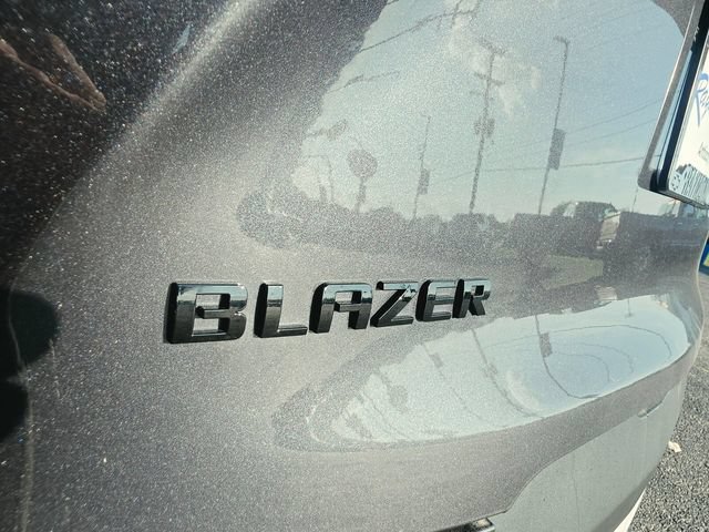 Certified 2021 Chevrolet Blazer LT w/ LPO, Black Accent Package FWD image 16