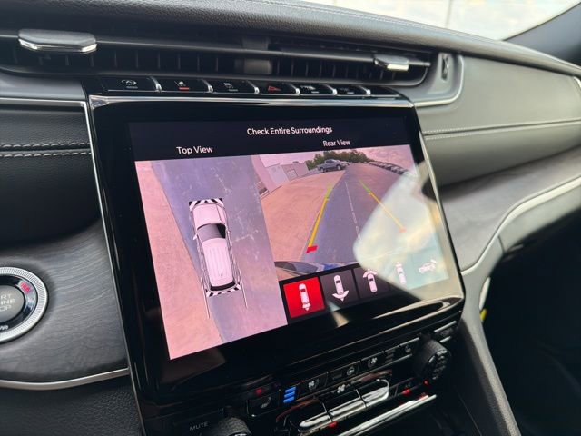 New 2025 Jeep Grand Cherokee Limited w/ Luxury Tech Group II image 14