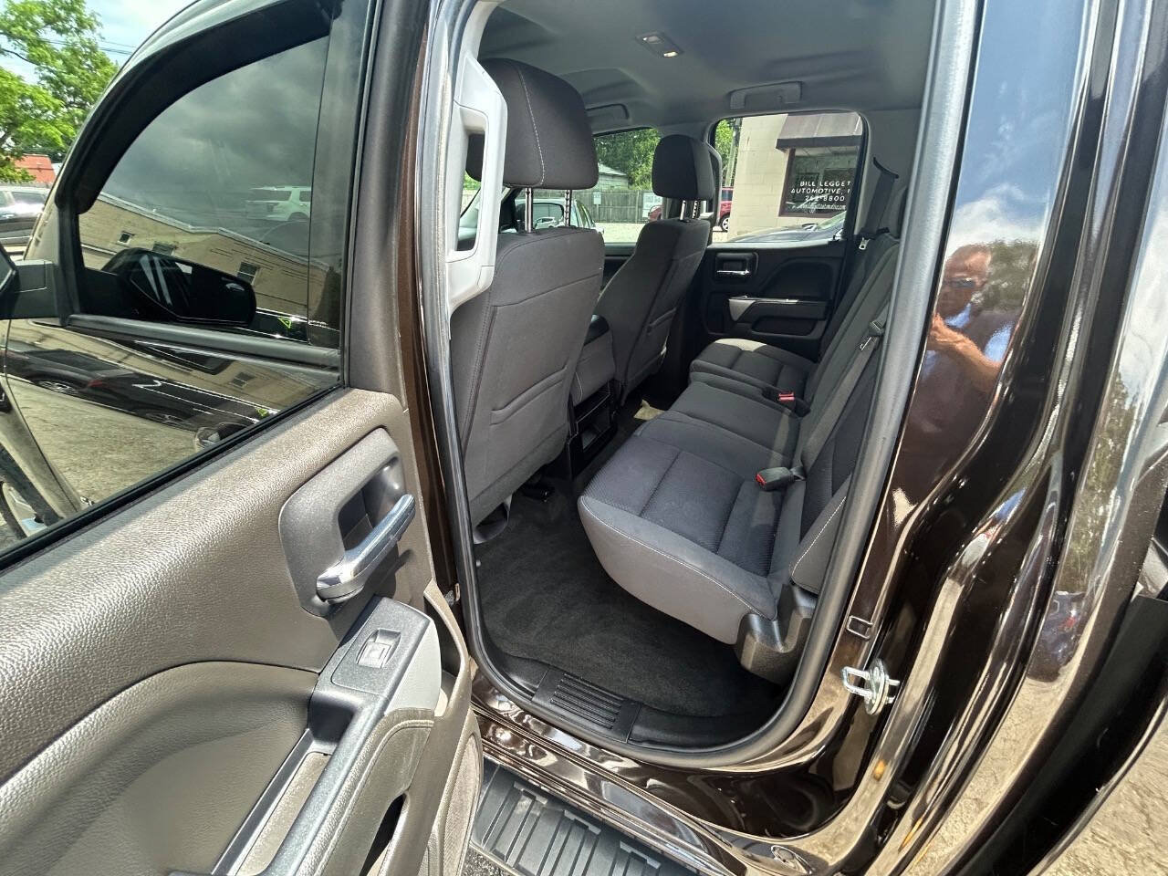 Used 2018 Chevrolet Silverado 1500 LT w/ All Star Edition AWD/4WD image 7