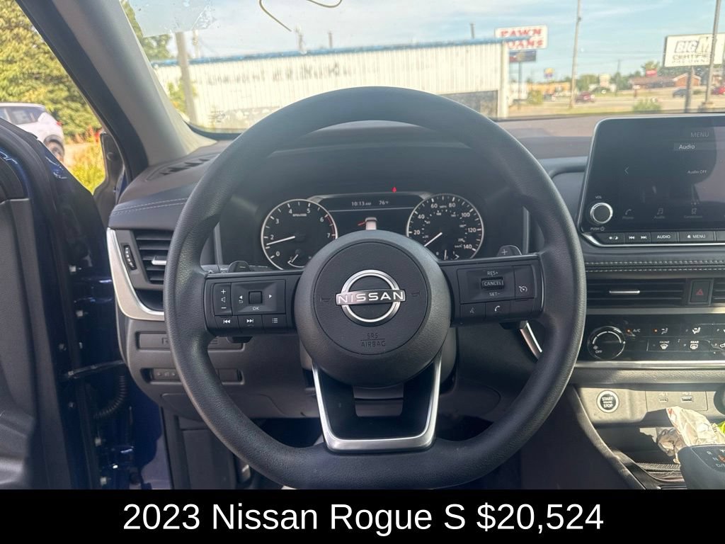 Used 2023 Nissan Rogue S AWD/4WD image 10