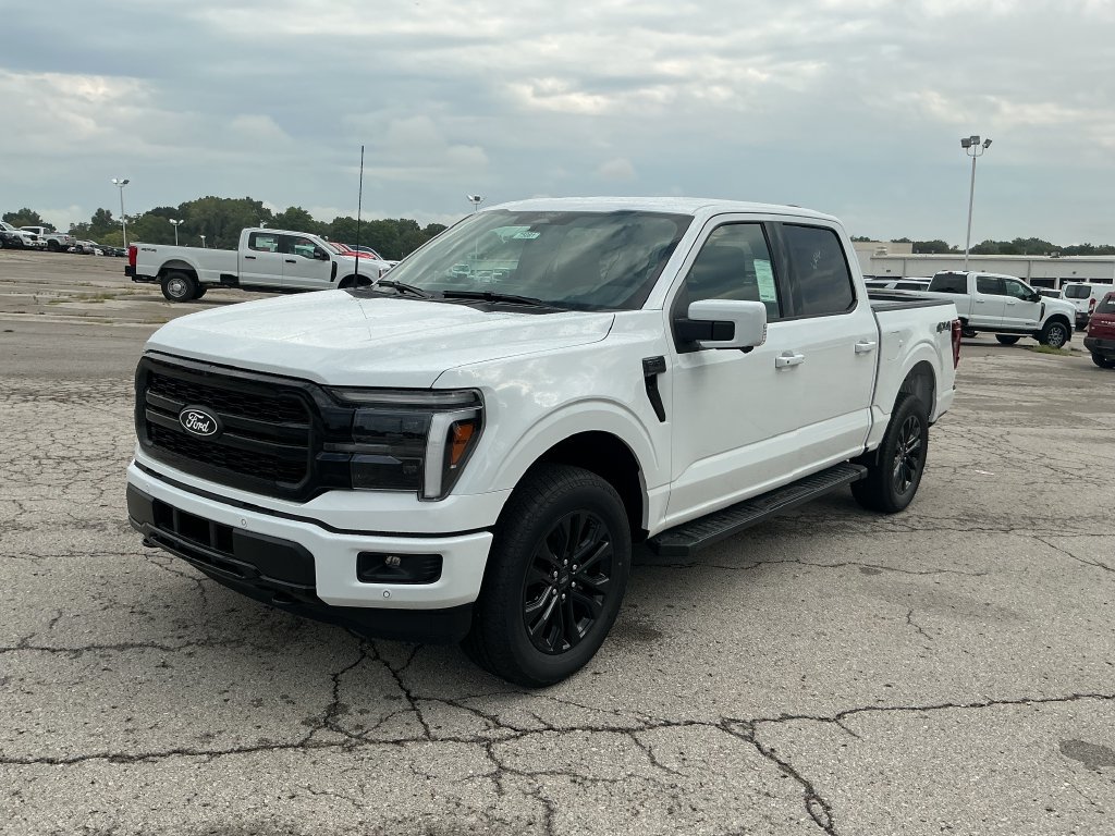New 2026 Ford F150 Lariat w/ Equipment Group 501A Mid