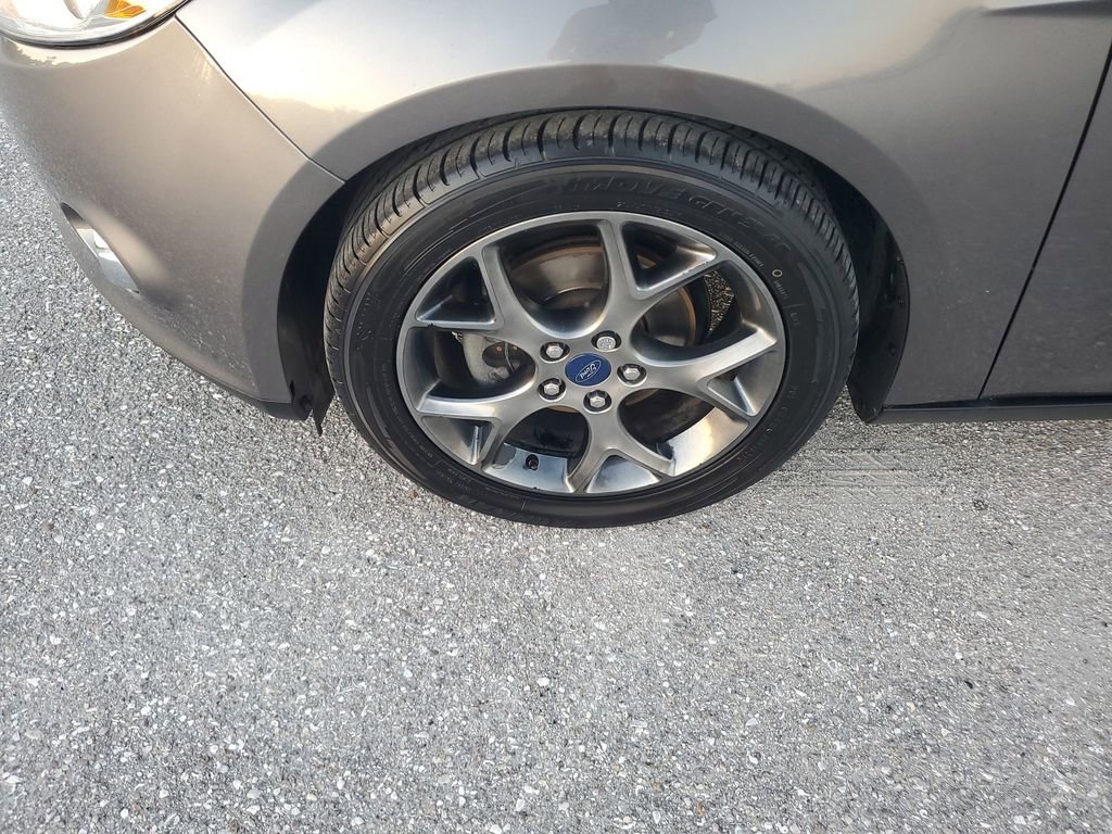 Used 2014 Ford Focus SE w/ Equipment Group 201A image 17