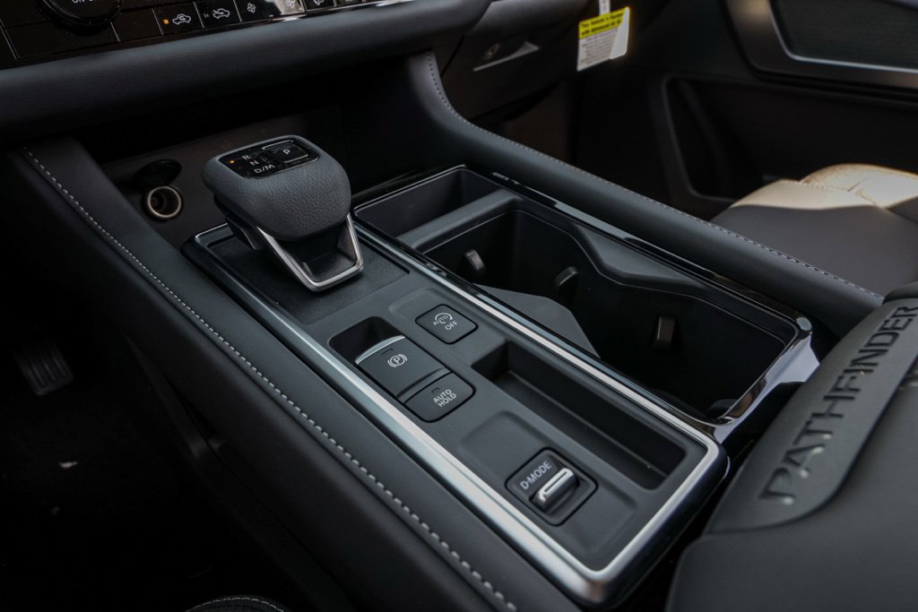 New 2026 Nissan Pathfinder SL FWD image 31