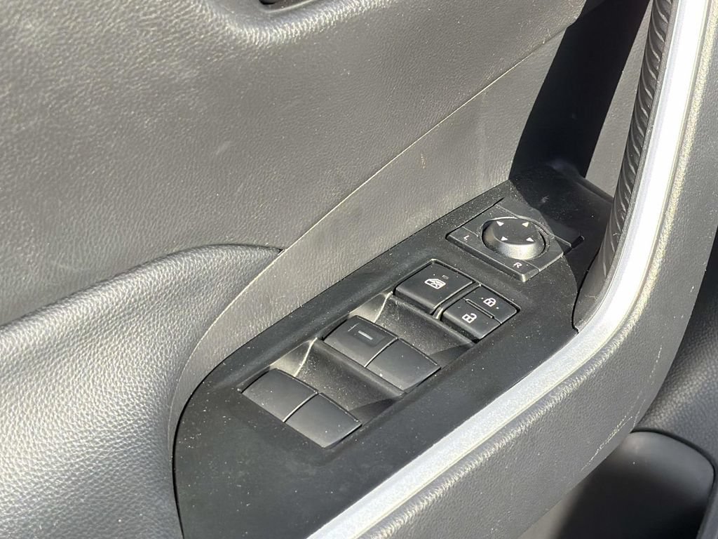 Certified 2025 Toyota RAV4 LE FWD image 26