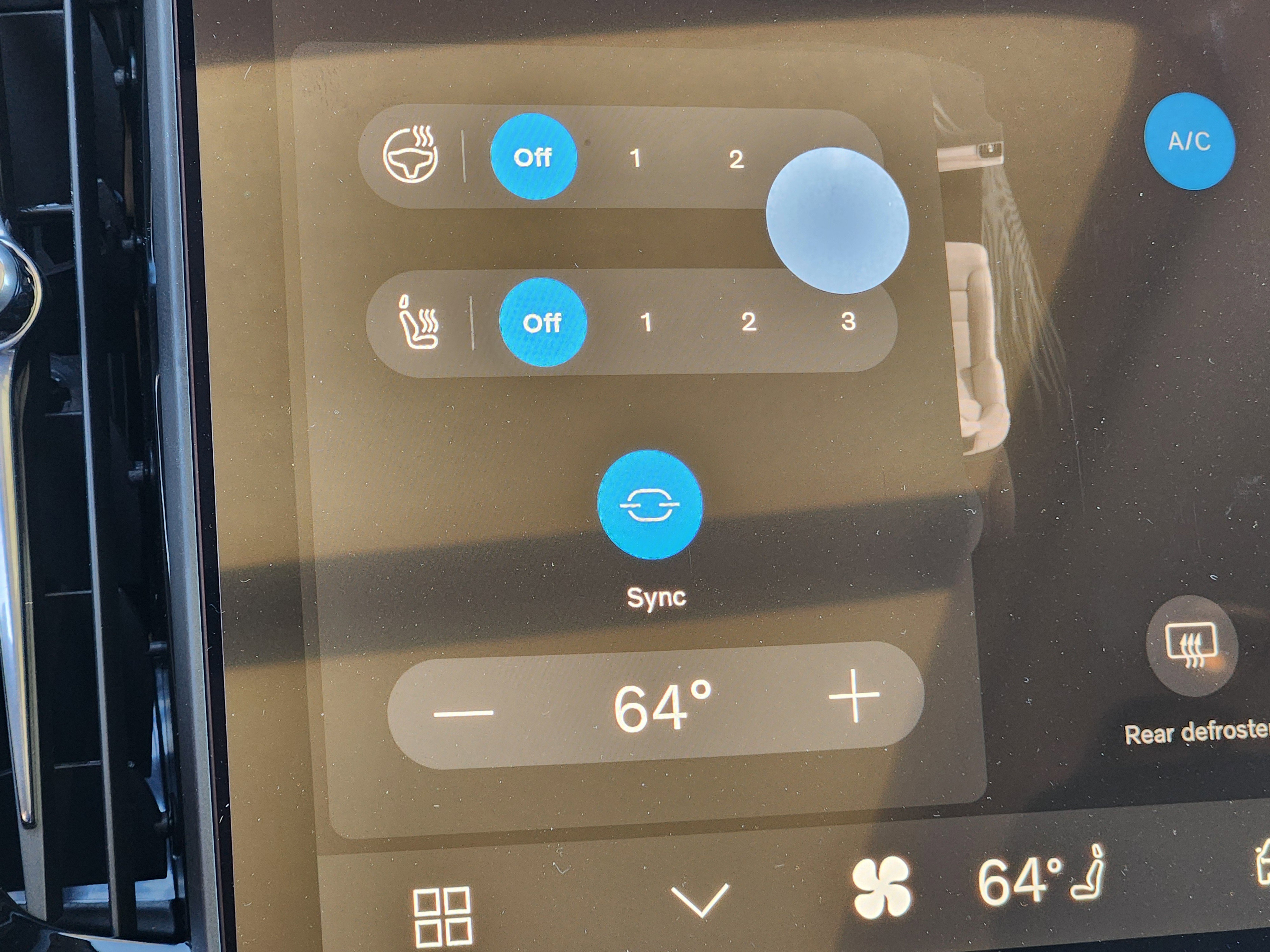 New 2025 Volvo XC90 T8 Plus w/ Protection Package image 29