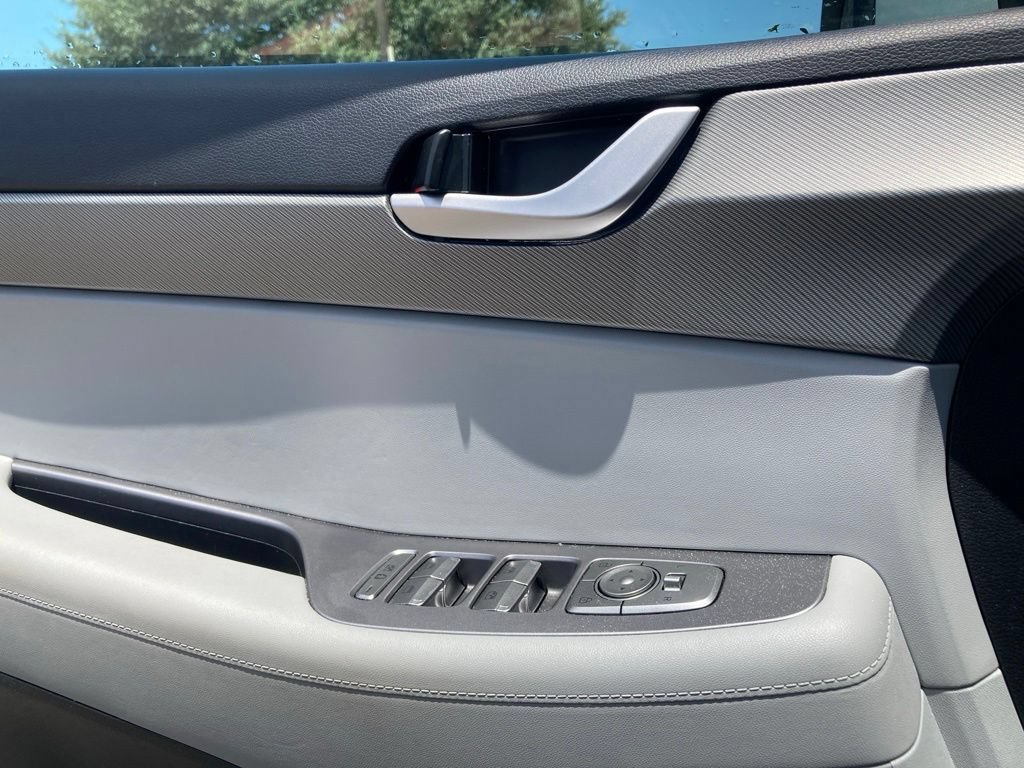 Used 2025 Hyundai Palisade SEL FWD image 12