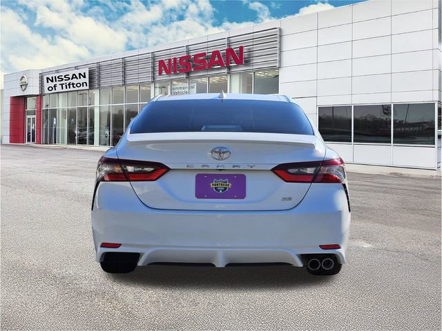 Used 2022 Toyota Camry SE image 6