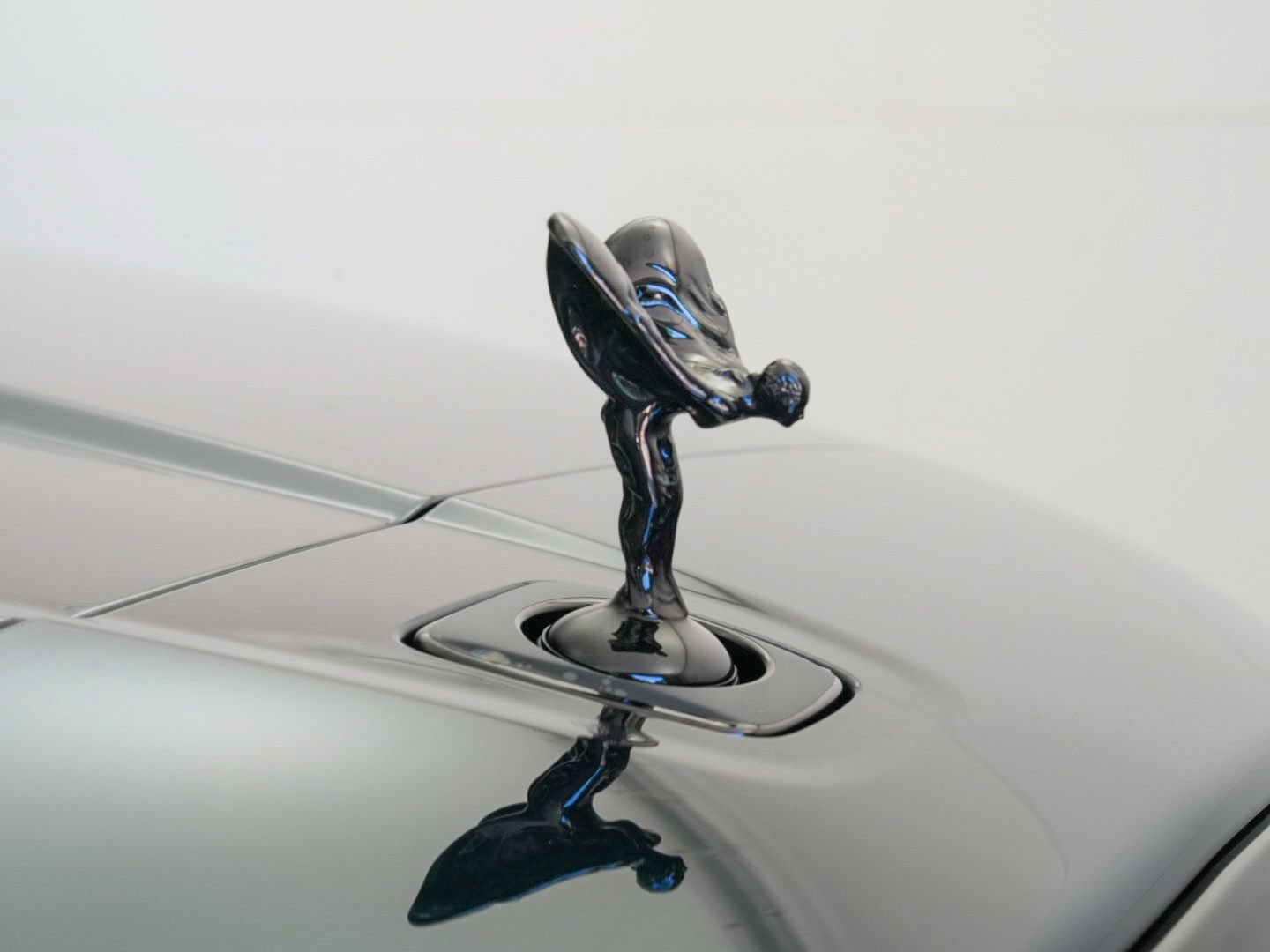 New 2027 Rolls-Royce Cullinan Black Badge AWD/4WD image 4