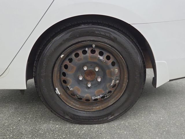 Used 2015 Nissan Sentra S FWD image 30