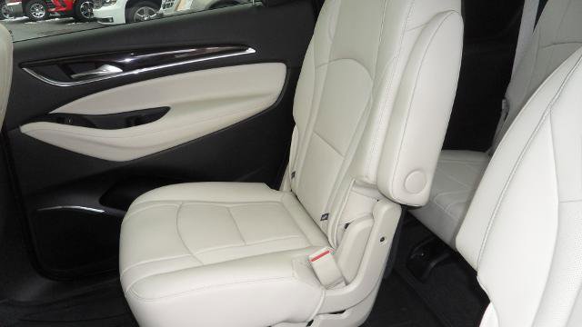 Used 2023 Buick Enclave Premium FWD image 9