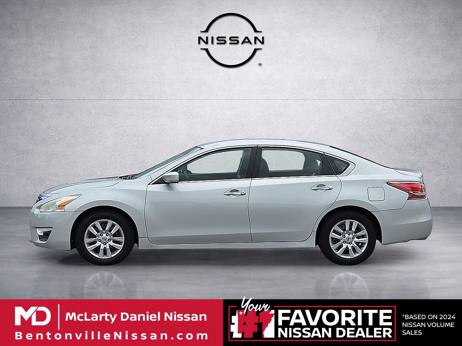 Used 2015 Nissan Altima 2.5 S w/ Power Driver Seat Package FWD image 3