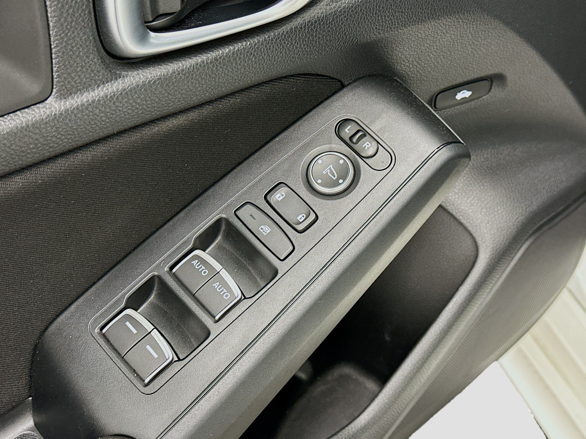 Used 2024 Honda Civic Sport image 15