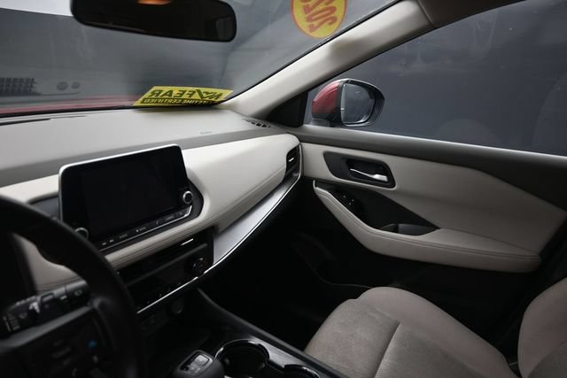 Used 2025 Nissan Rogue SV AWD/4WD image 17