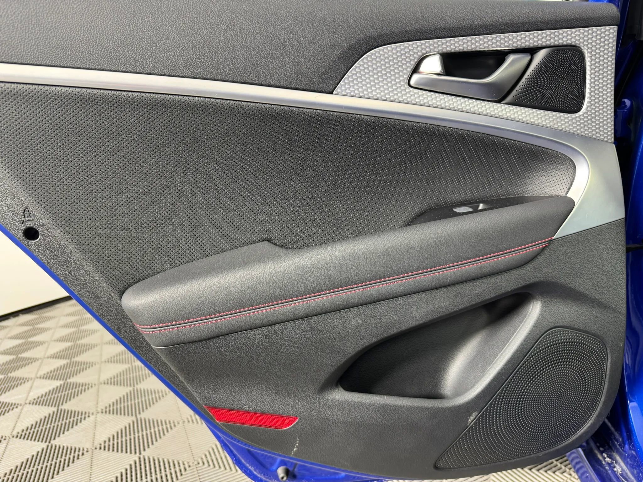 Used 2023 Genesis G70 2.0T w/ Sport Prestige Package AWD/4WD image 45