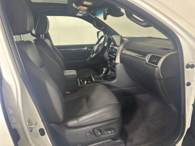 Used 2023 Lexus GX 460 Premium w/ Premium Package AWD/4WD image 19