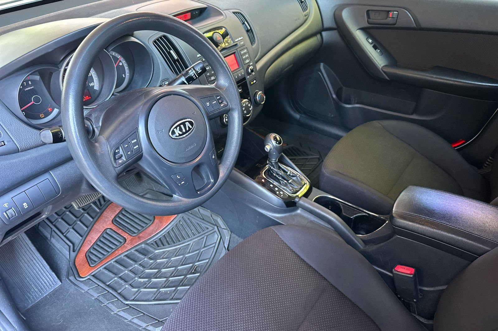 Used 2012 Kia Forte EX FWD image 11