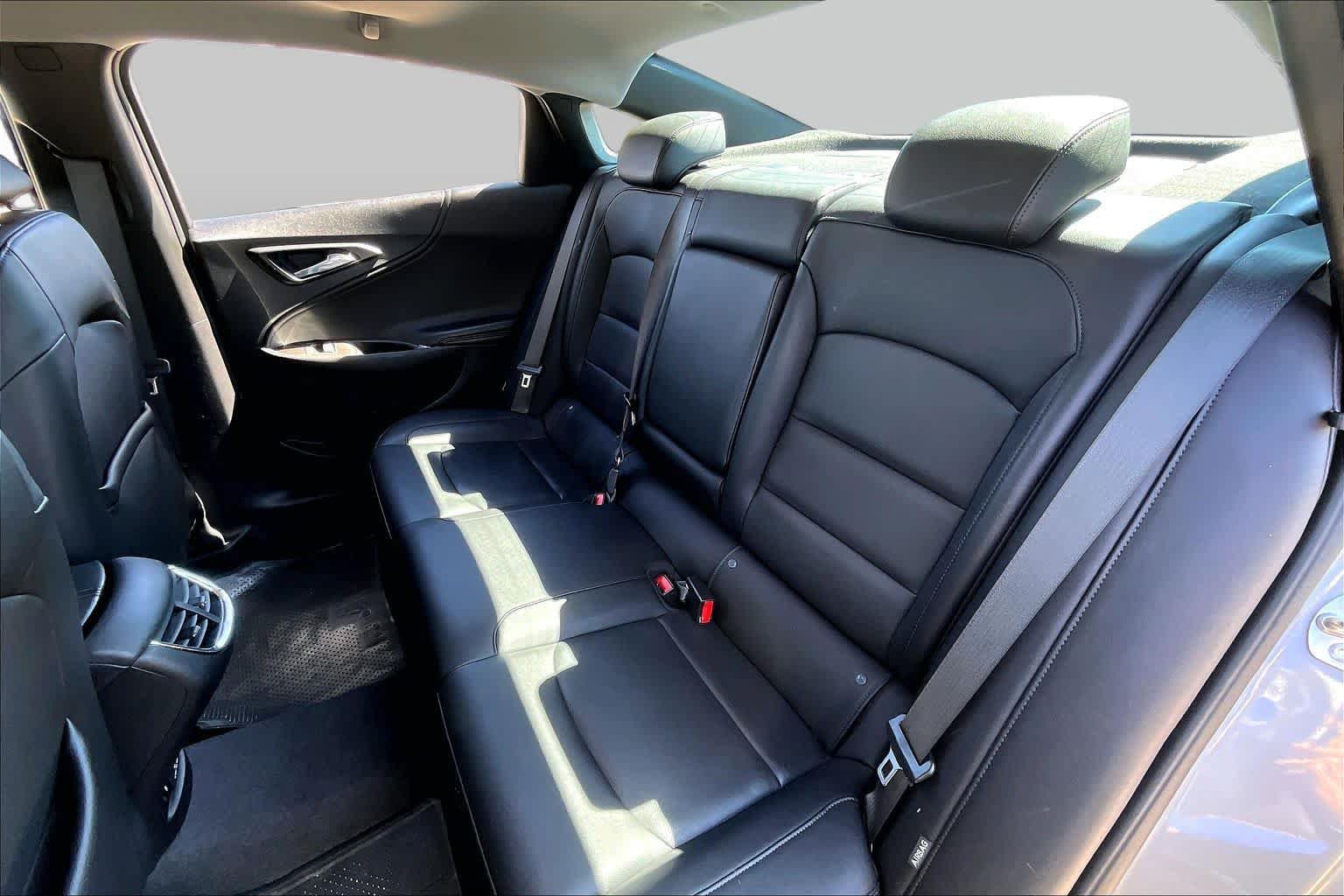 Used 2024 Chevrolet Malibu LT FWD image 21
