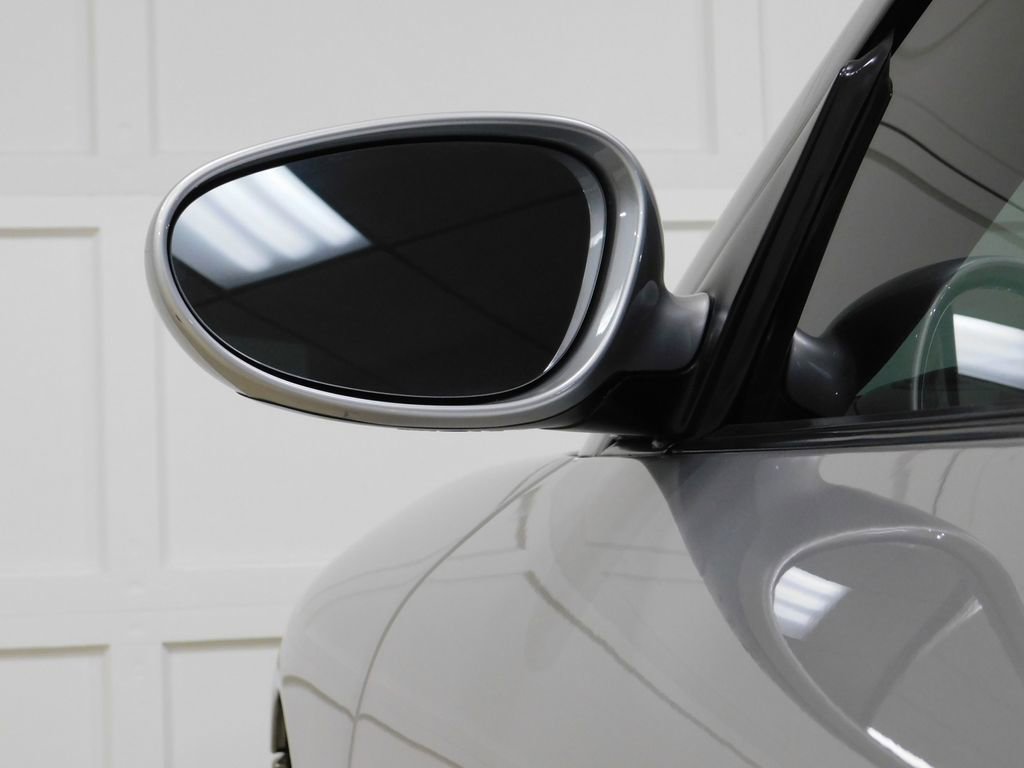 Used 2001 Porsche 911 Carrera 4 image 33