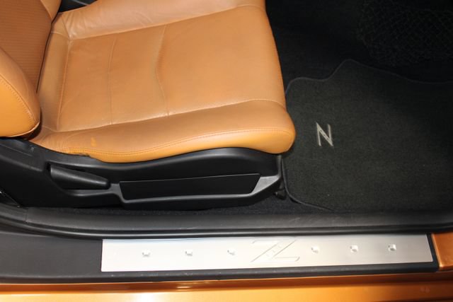 Used 2006 Nissan 350Z Touring w/ (N93) Cargo Convenience Pkg RWD image 23