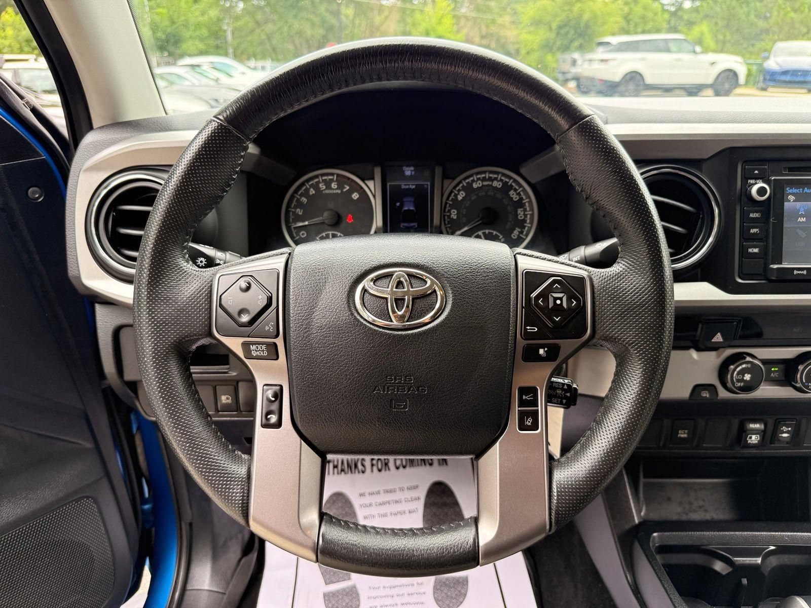 Used 2018 Toyota Tacoma SR5 RWD image 32