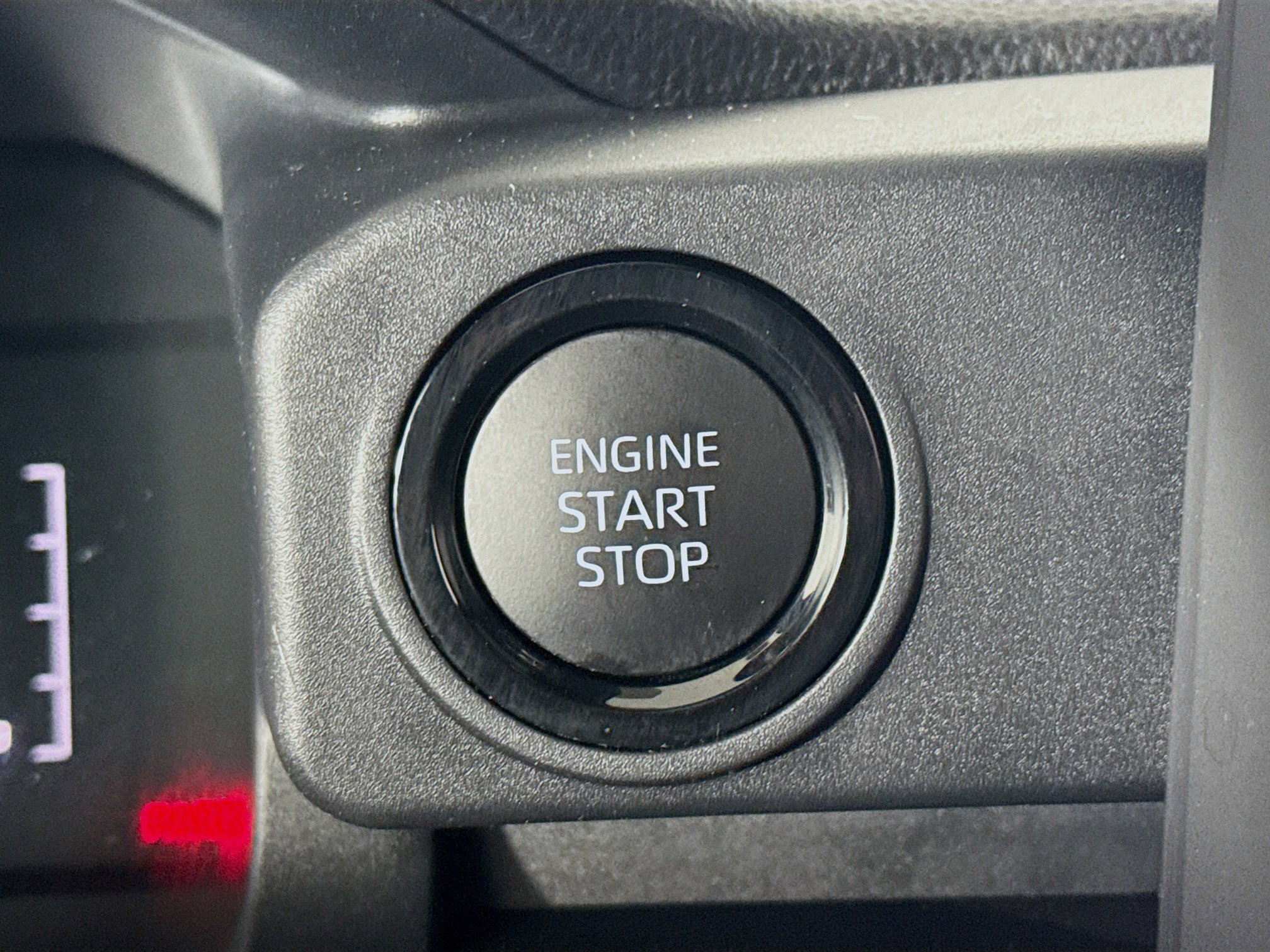 Used 2025 Toyota Tacoma SR image 21