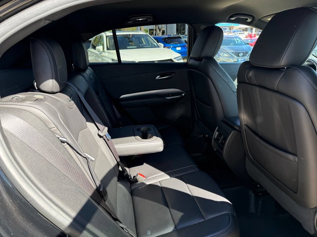 Used 2019 Cadillac XT4 Premium Luxury AWD/4WD image 15