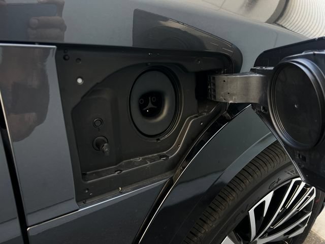 New 2026 Lexus RZ 350e 2WD w/ Technology Package image 60