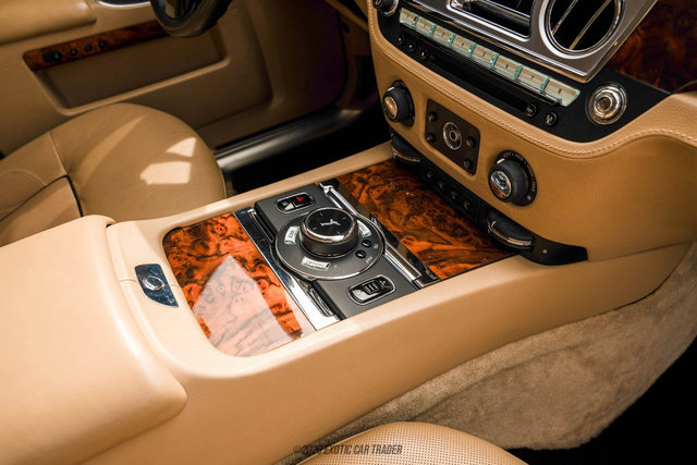 Used 2014 Rolls-Royce Ghost image 62