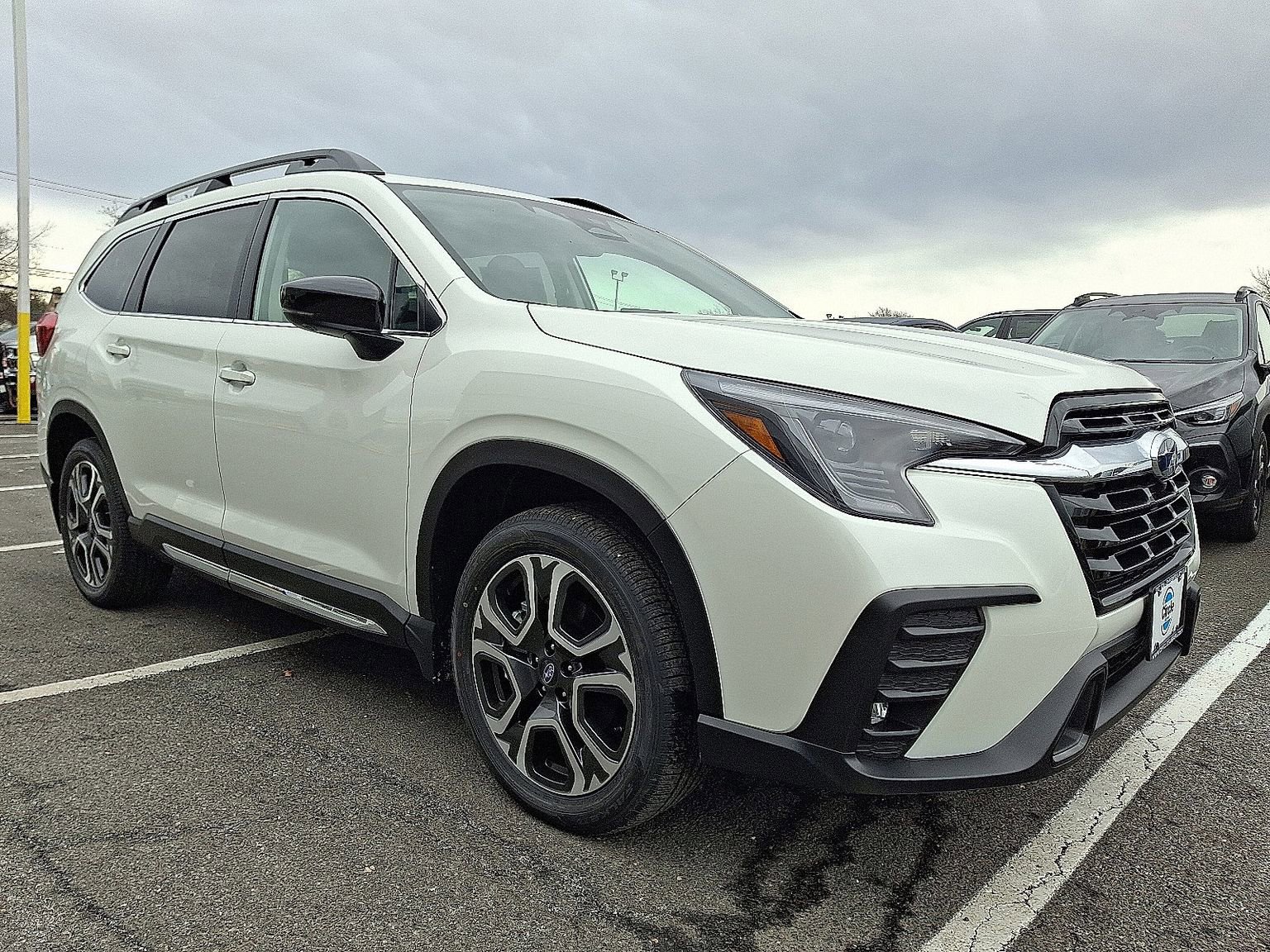 New 2026 Subaru Ascent Limited AWD/4WD image 2