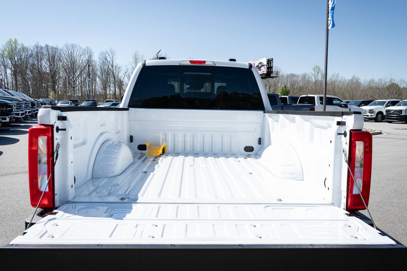 New 2026 Ford F350 XL w/ FX4 Off-Road Package AWD/4WD image 9